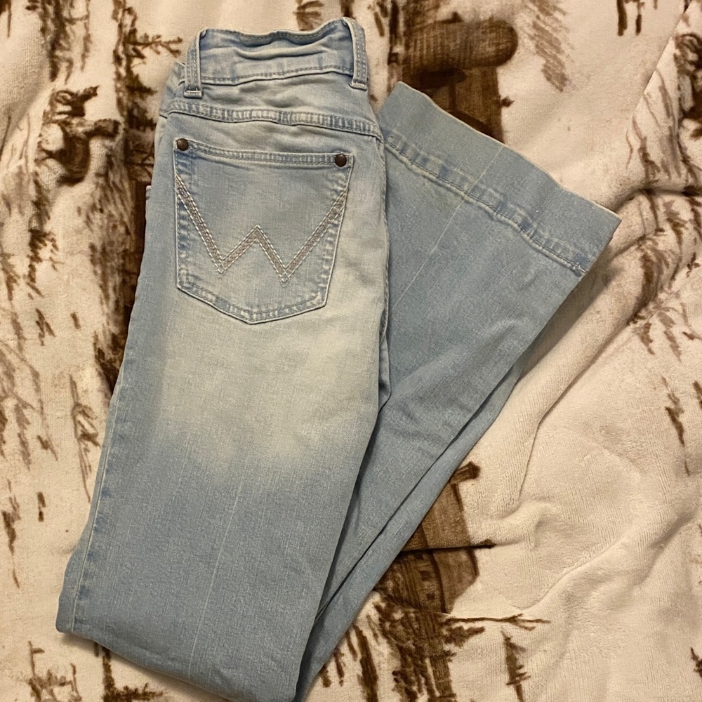 Wrangler Light Blue Straight Leg Women's Jeans